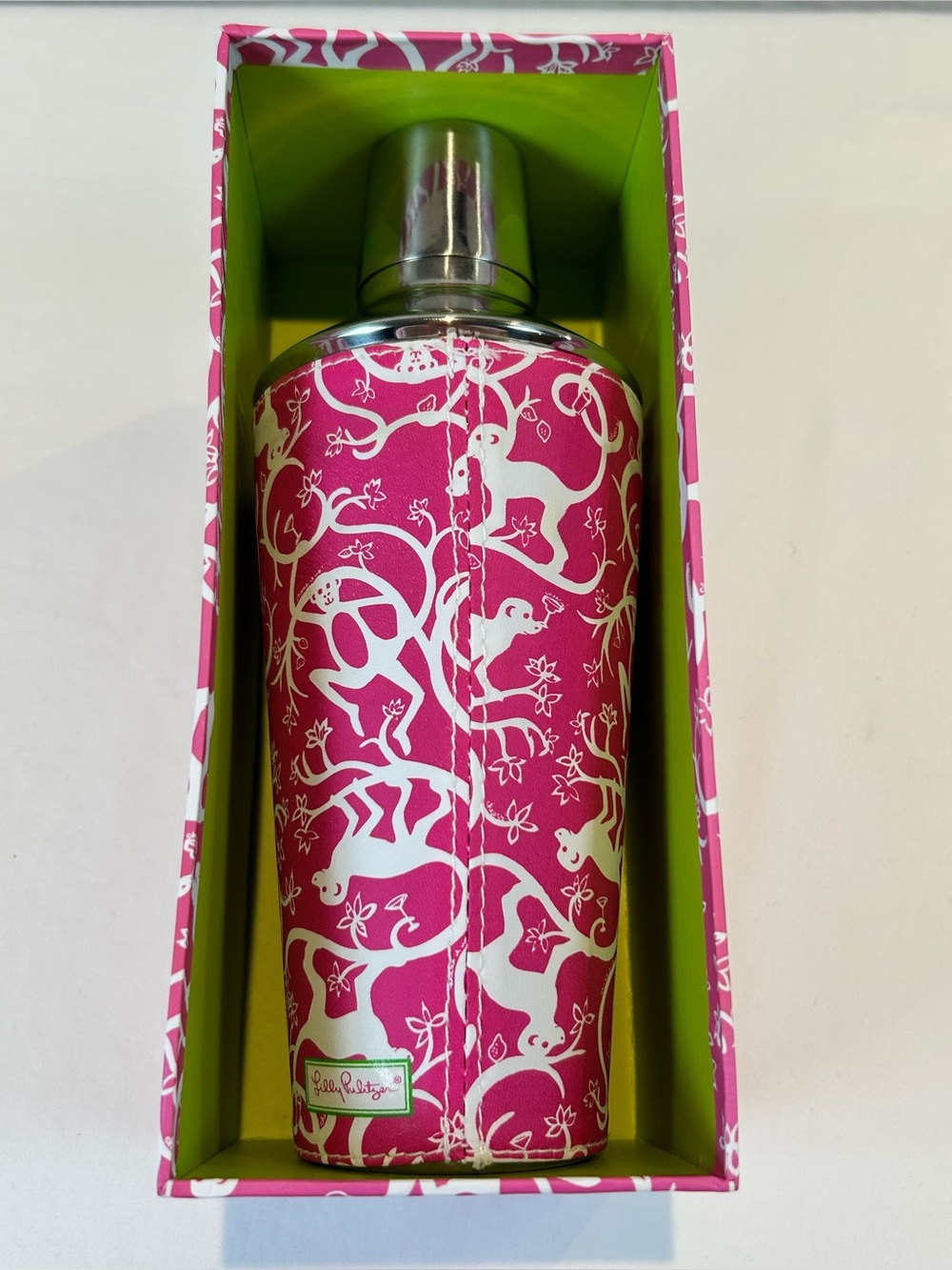 Lilly Pulitzer NIB Cocktail Shaker Pink & White Shaken Up Print stainless Steel